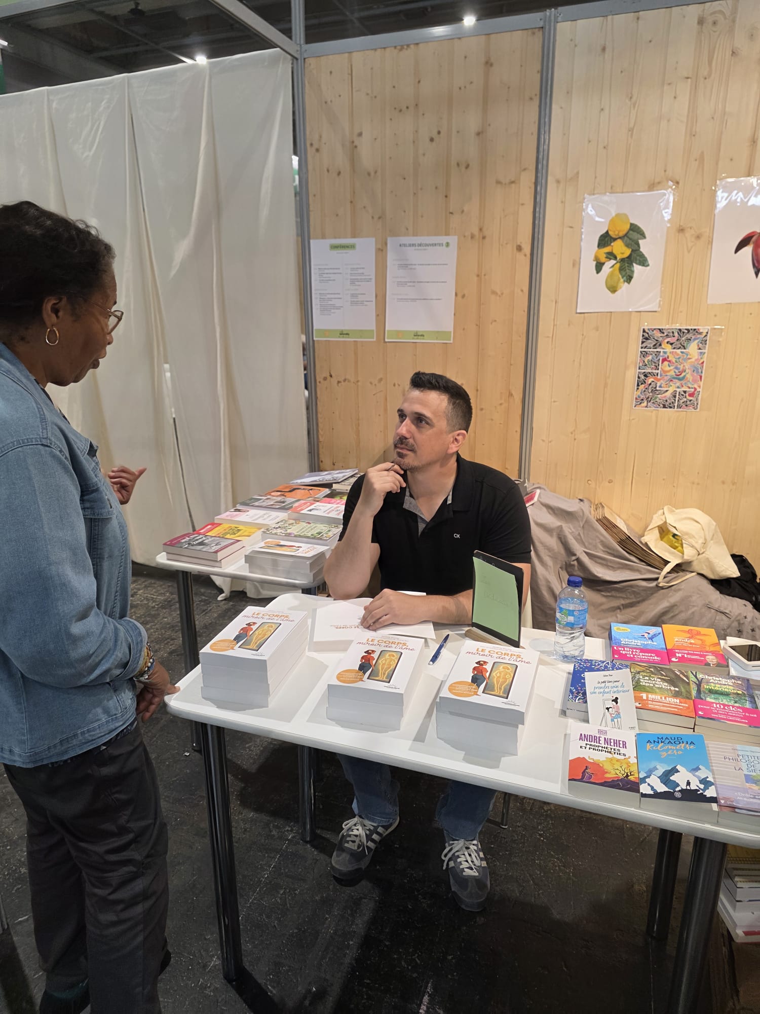 photo jerome salon livre Jerome dochy diététicien nutritionniste